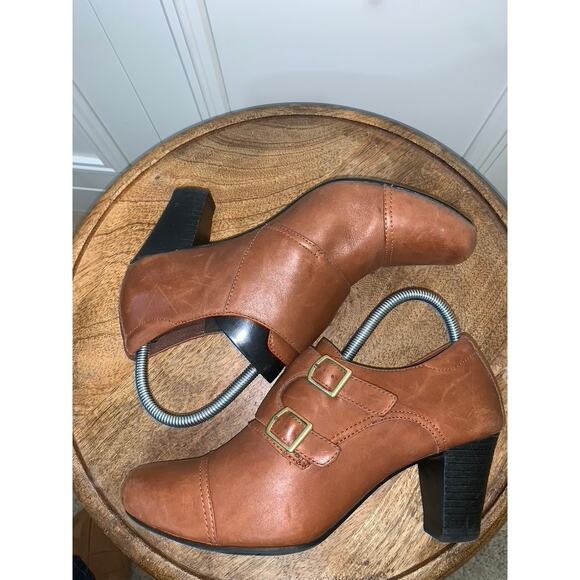 Clarks Women's Brown Ankle‎ Booties Size 9.5M Double Buckle Block Heel - Picture 6 of 8